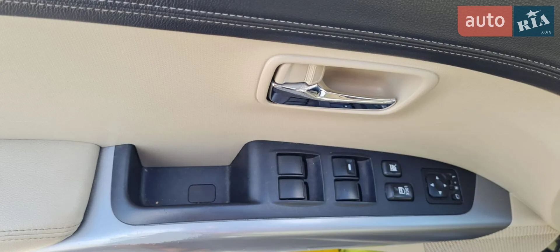 2012 Mitsubishi Outlander - мініатюра 3