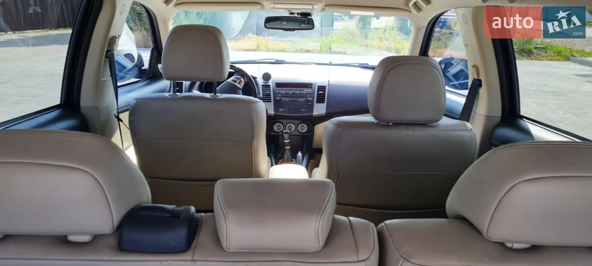2012 Mitsubishi Outlander - мініатюра 13
