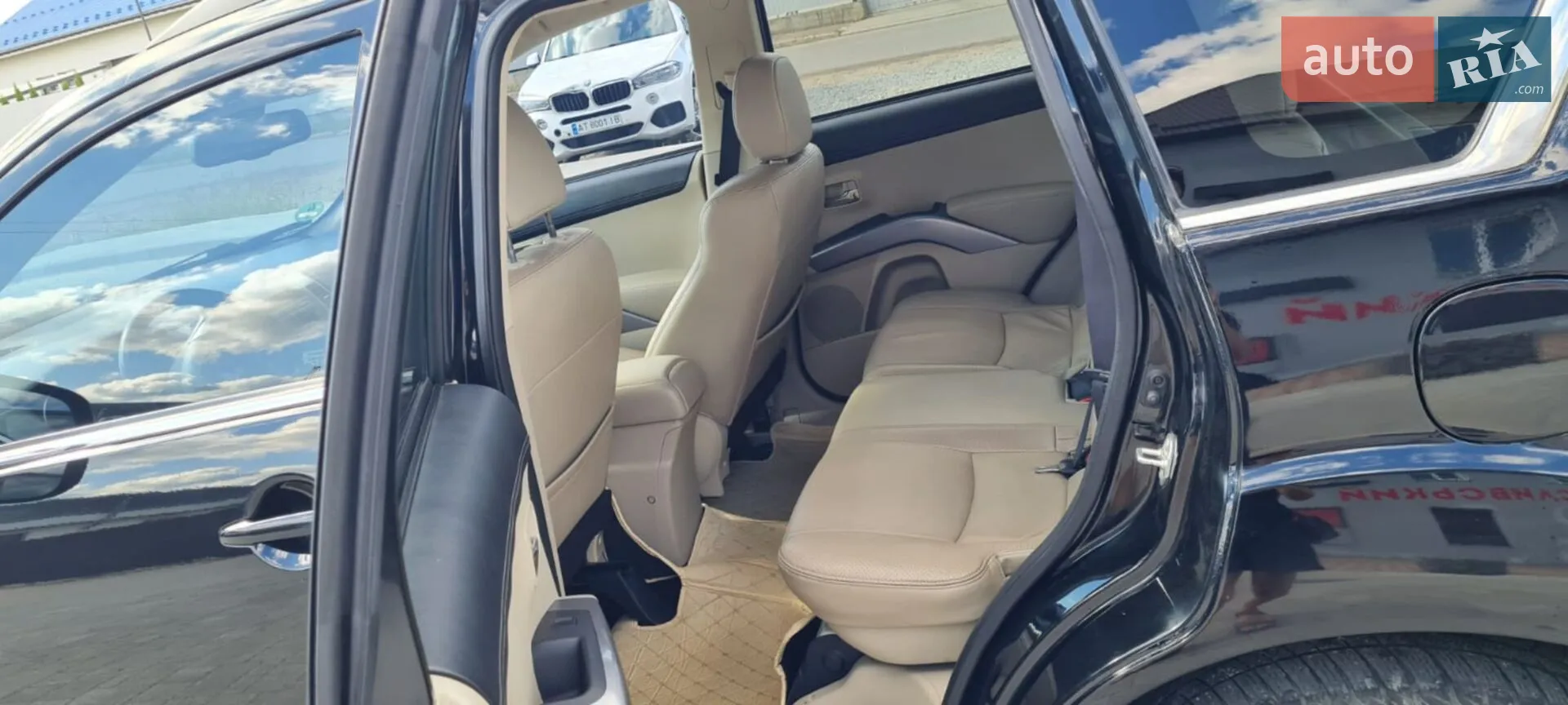 2012 Mitsubishi Outlander - мініатюра 26