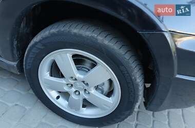 Внедорожник / Кроссовер Mitsubishi Outlander 2006 в 