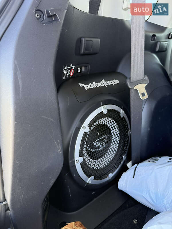 Позашляховик / Кросовер Mitsubishi Outlander 2010 в Львові