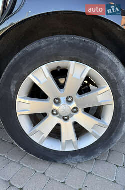 Внедорожник / Кроссовер Mitsubishi Outlander 2010 в 
