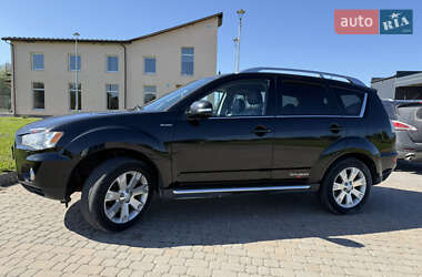 Внедорожник / Кроссовер Mitsubishi Outlander 2010 в 
