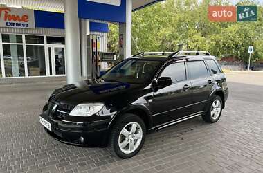 Внедорожник / Кроссовер Mitsubishi Outlander 2007 в 