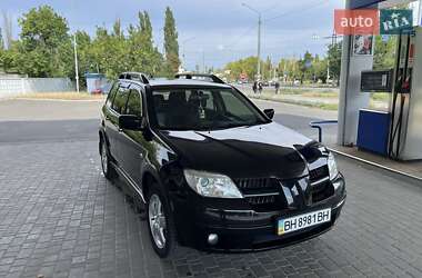 Внедорожник / Кроссовер Mitsubishi Outlander 2007 в 
