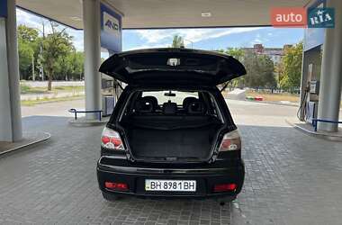 Внедорожник / Кроссовер Mitsubishi Outlander 2007 в 