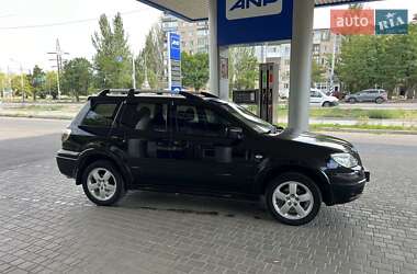 Внедорожник / Кроссовер Mitsubishi Outlander 2007 в 
