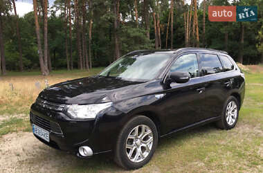Внедорожник / Кроссовер Mitsubishi Outlander 2013 в Виннице