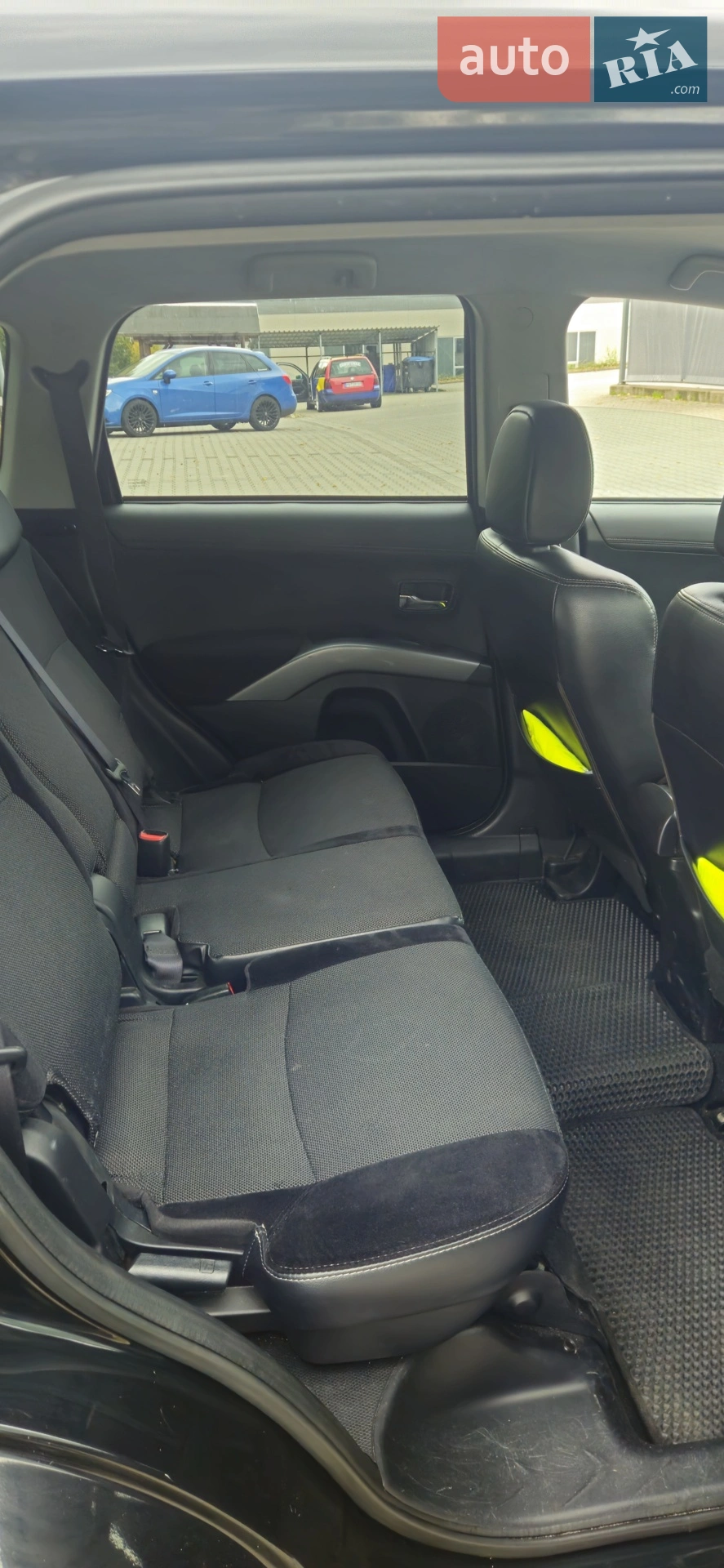 2010 Mitsubishi Outlander - мініатюра 8