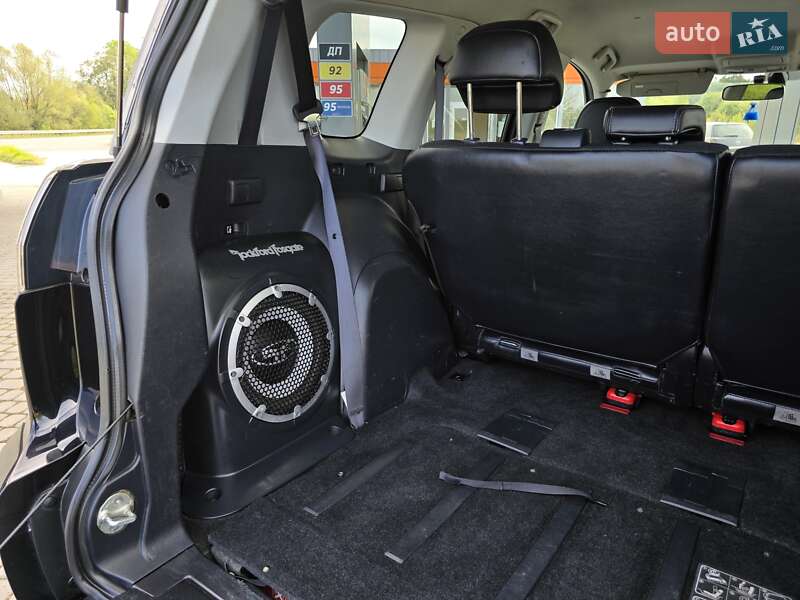 Внедорожник / Кроссовер Mitsubishi Outlander 2010 в Калуше