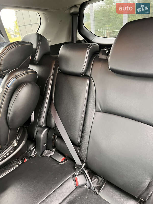 Внедорожник / Кроссовер Mitsubishi Outlander 2012 в Тячеве