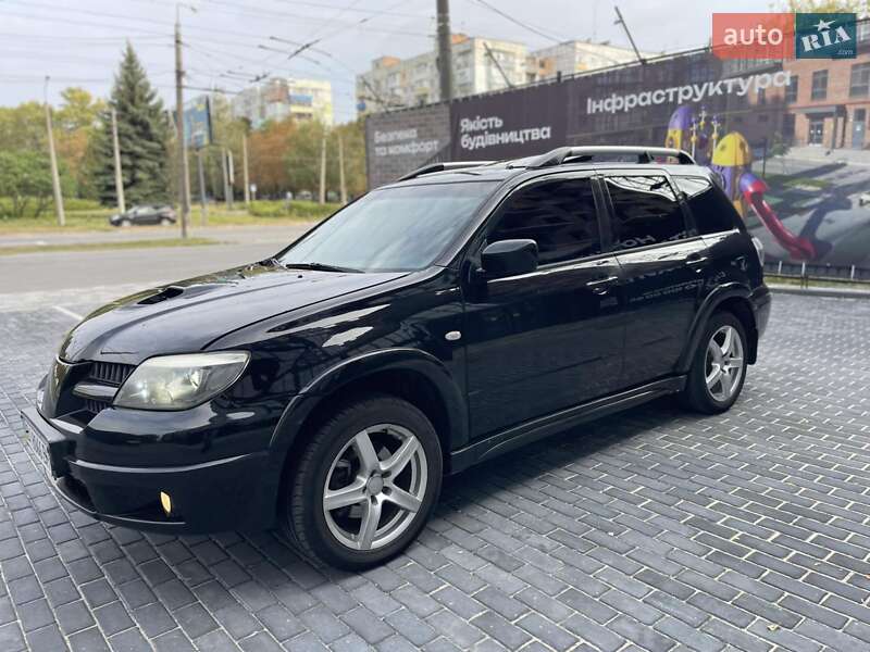 Внедорожник / Кроссовер Mitsubishi Outlander 2006 в Полтаве