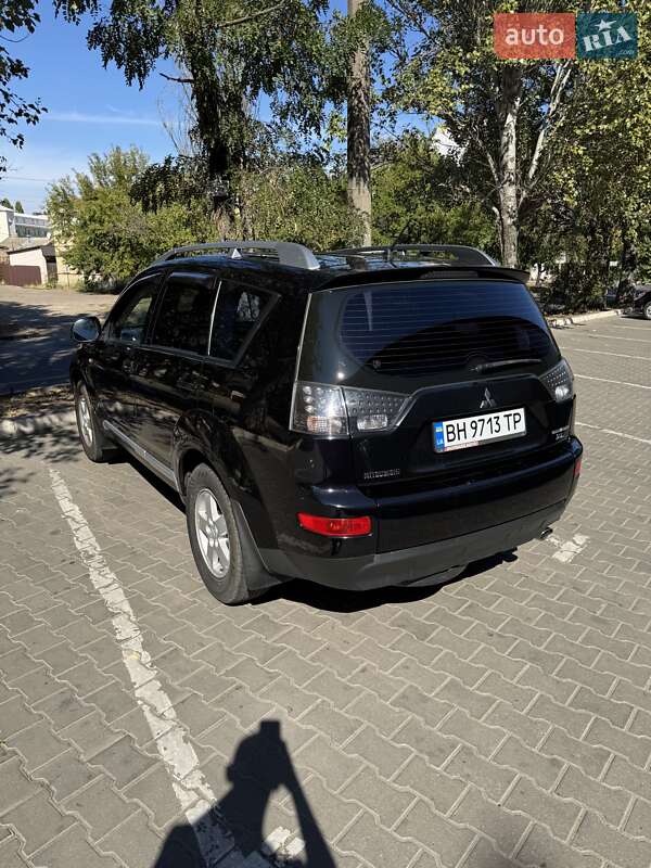 Внедорожник / Кроссовер Mitsubishi Outlander 2008 в Одессе