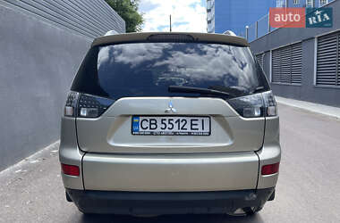 Внедорожник / Кроссовер Mitsubishi Outlander 2007 в 