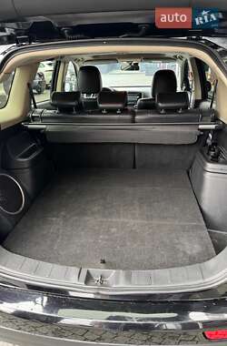 Внедорожник / Кроссовер Mitsubishi Outlander 2013 в 