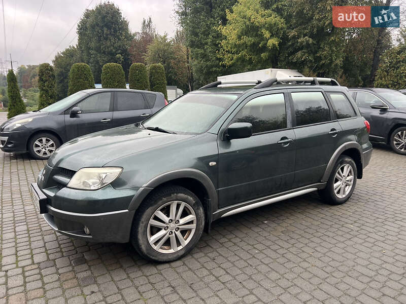 Mitsubishi Outlander 2006
