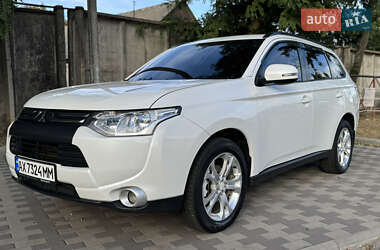 Внедорожник / Кроссовер Mitsubishi Outlander 2013 в Лубнах