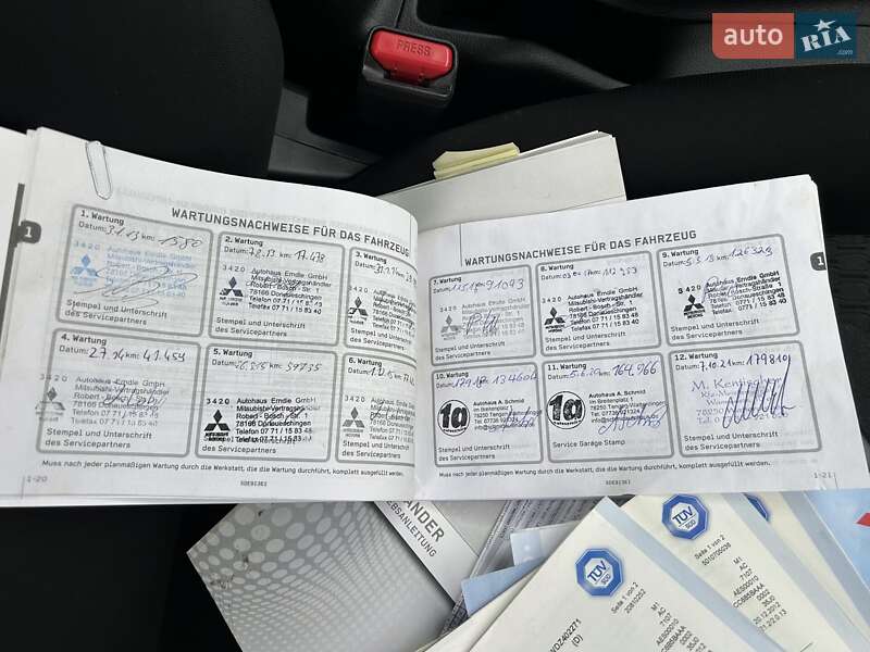 Внедорожник / Кроссовер Mitsubishi Outlander 2012 в Ровно