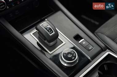 Внедорожник / Кроссовер Mitsubishi Outlander 2022 в 