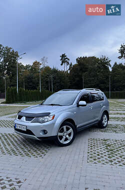 Внедорожник / Кроссовер Mitsubishi Outlander 2009 в Харькове