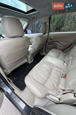 Внедорожник / Кроссовер Mitsubishi Outlander 2008 в 