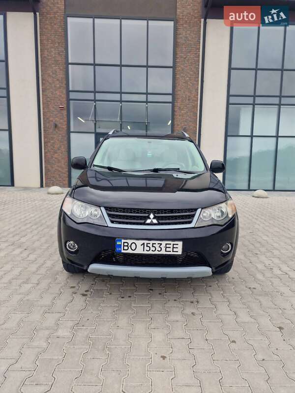 Внедорожник / Кроссовер Mitsubishi Outlander 2007 в 