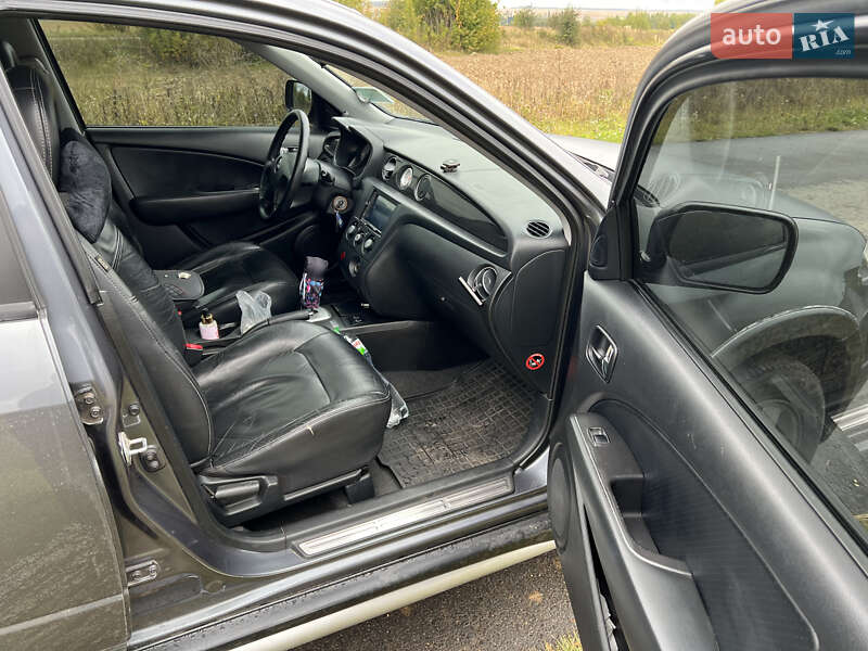 Внедорожник / Кроссовер Mitsubishi Outlander 2007 в Радехове