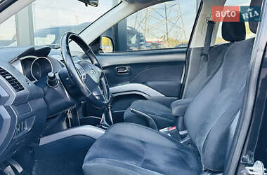 Внедорожник / Кроссовер Mitsubishi Outlander 2007 в 