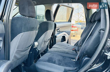 Внедорожник / Кроссовер Mitsubishi Outlander 2007 в 