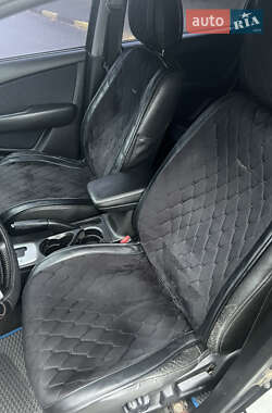 Внедорожник / Кроссовер Mitsubishi Outlander 2006 в 