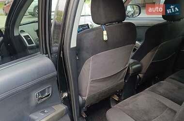 Внедорожник / Кроссовер Mitsubishi Outlander 2011 в 