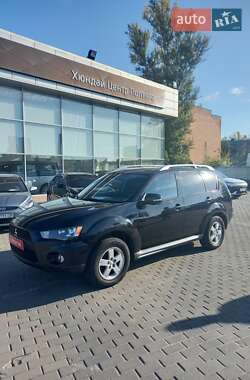 Внедорожник / Кроссовер Mitsubishi Outlander 2010 в Полтаве