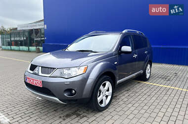 Внедорожник / Кроссовер Mitsubishi Outlander 2008 в Дубно