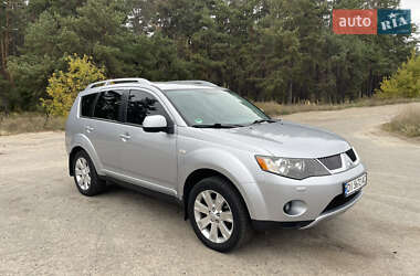 Внедорожник / Кроссовер Mitsubishi Outlander 2008 в 