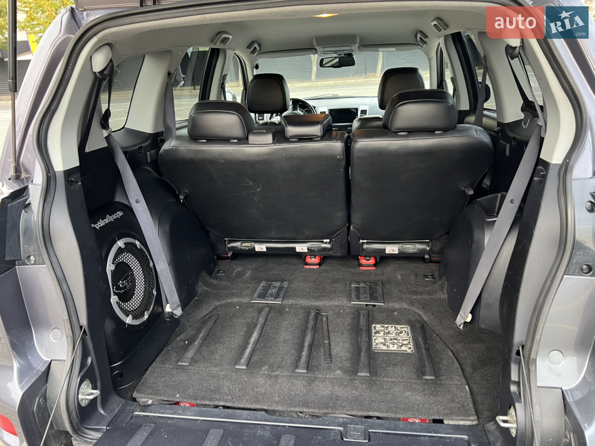 2011 Mitsubishi Outlander - мініатюра 16