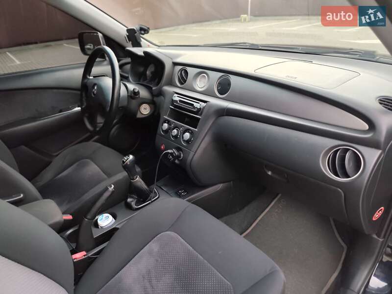 Внедорожник / Кроссовер Mitsubishi Outlander 2005 в Черкассах фото 14 Внедорожник / Кроссовер Mitsubishi Outlander 2005 в Черкассах