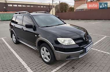Внедорожник / Кроссовер Mitsubishi Outlander 2005 в 