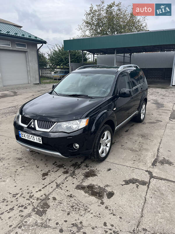 Внедорожник / Кроссовер Mitsubishi Outlander 2007 в Хмельницком