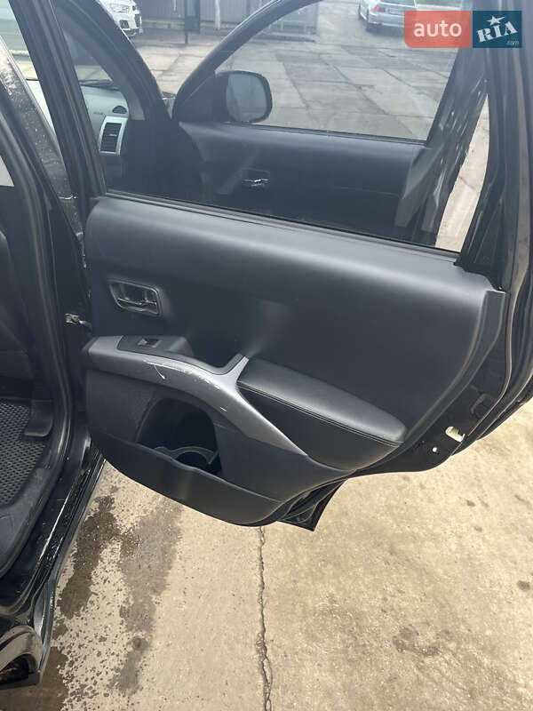 Внедорожник / Кроссовер Mitsubishi Outlander 2007 в Хмельницком