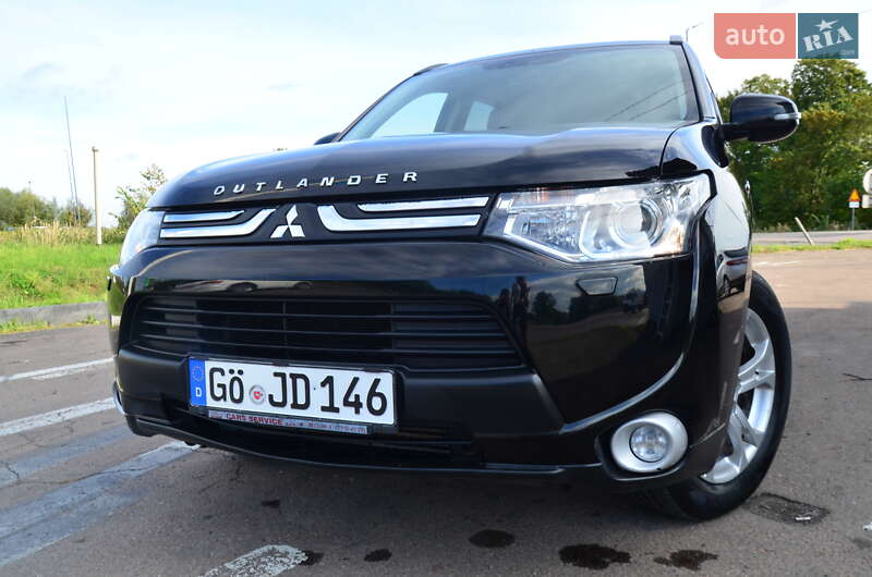 Внедорожник / Кроссовер Mitsubishi Outlander 2013 в Дрогобыче