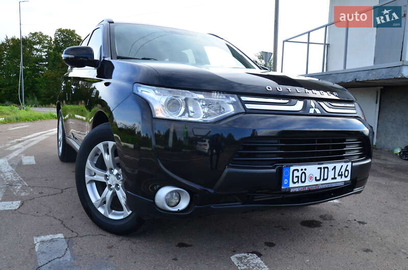 Внедорожник / Кроссовер Mitsubishi Outlander 2013 в Дрогобыче