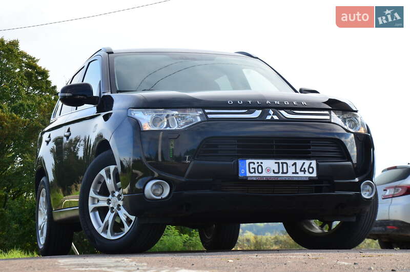 Внедорожник / Кроссовер Mitsubishi Outlander 2013 в Дрогобыче