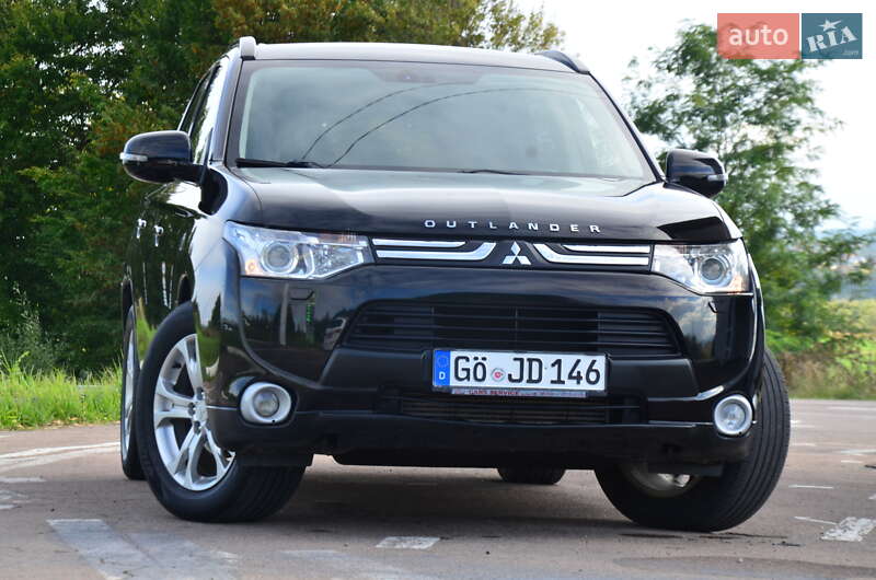 Внедорожник / Кроссовер Mitsubishi Outlander 2013 в Дрогобыче