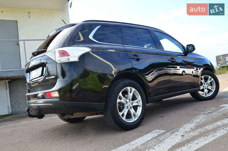 Внедорожник / Кроссовер Mitsubishi Outlander 2013 в Дрогобыче