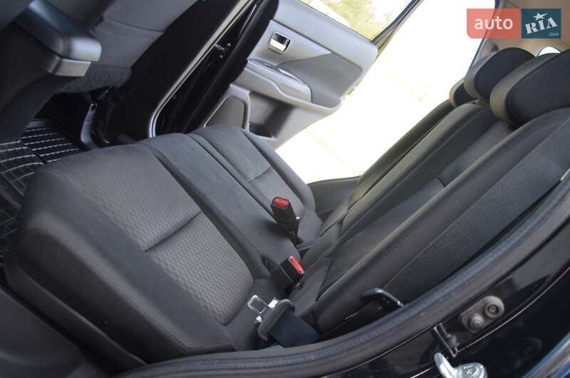 Внедорожник / Кроссовер Mitsubishi Outlander 2013 в Дрогобыче
