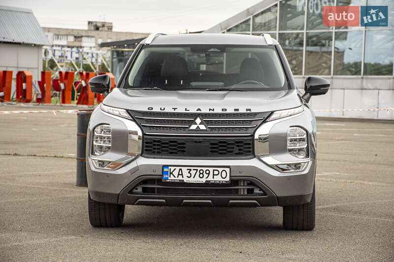 Позашляховик / Кросовер Mitsubishi Outlander 2021 в Києві фото 9 Позашляховик / Кросовер Mitsubishi Outlander 2021 в Києві