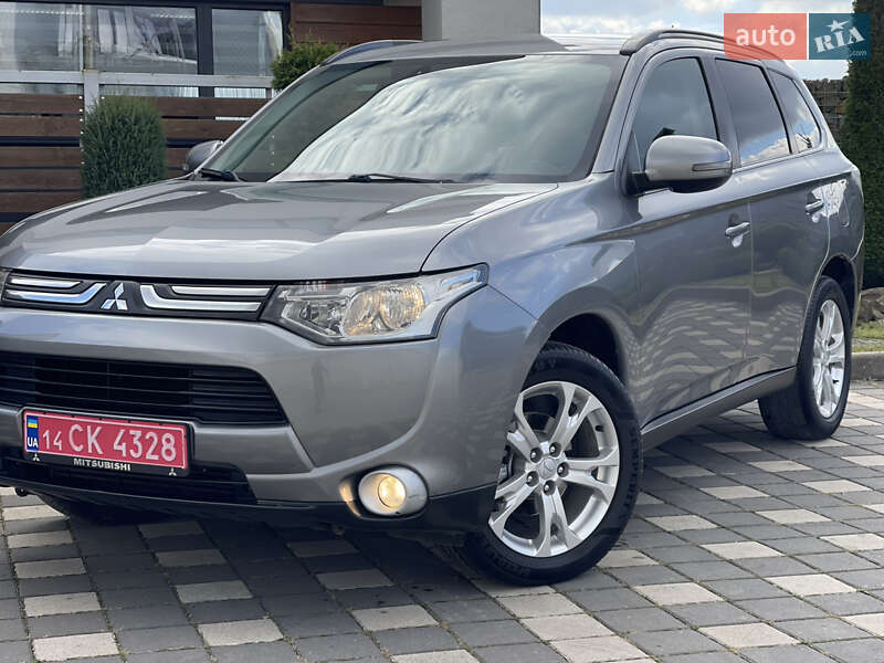 Внедорожник / Кроссовер Mitsubishi Outlander 2014 в Стрые