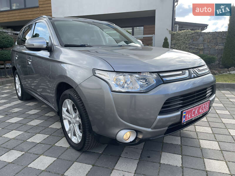 Внедорожник / Кроссовер Mitsubishi Outlander 2014 в Стрые