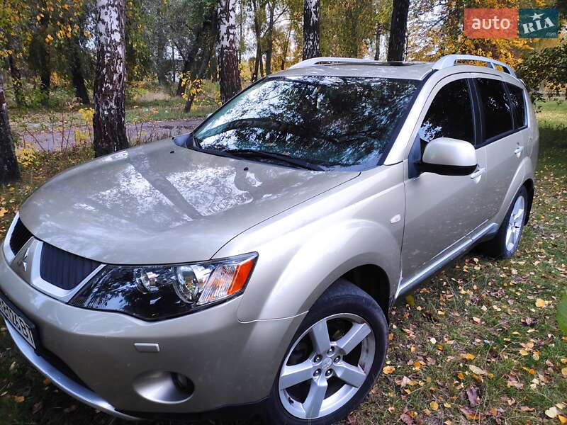 Mitsubishi Outlander 2008