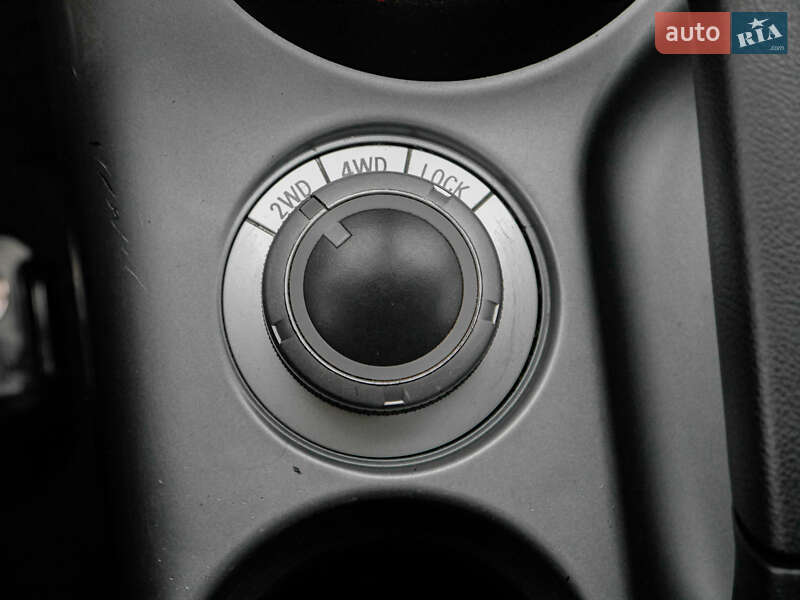 Внедорожник / Кроссовер Mitsubishi Outlander 2010 в Бродах